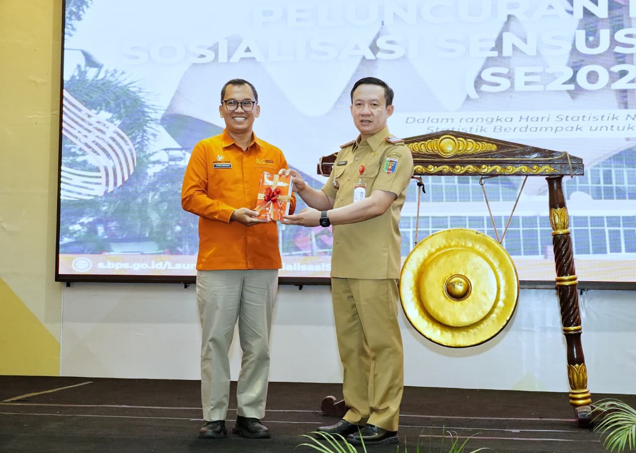 Sekda Lampung Luncurkan Tiga Buku Statistik, Dorong Literasi Data untuk Pembangunan Daerah
